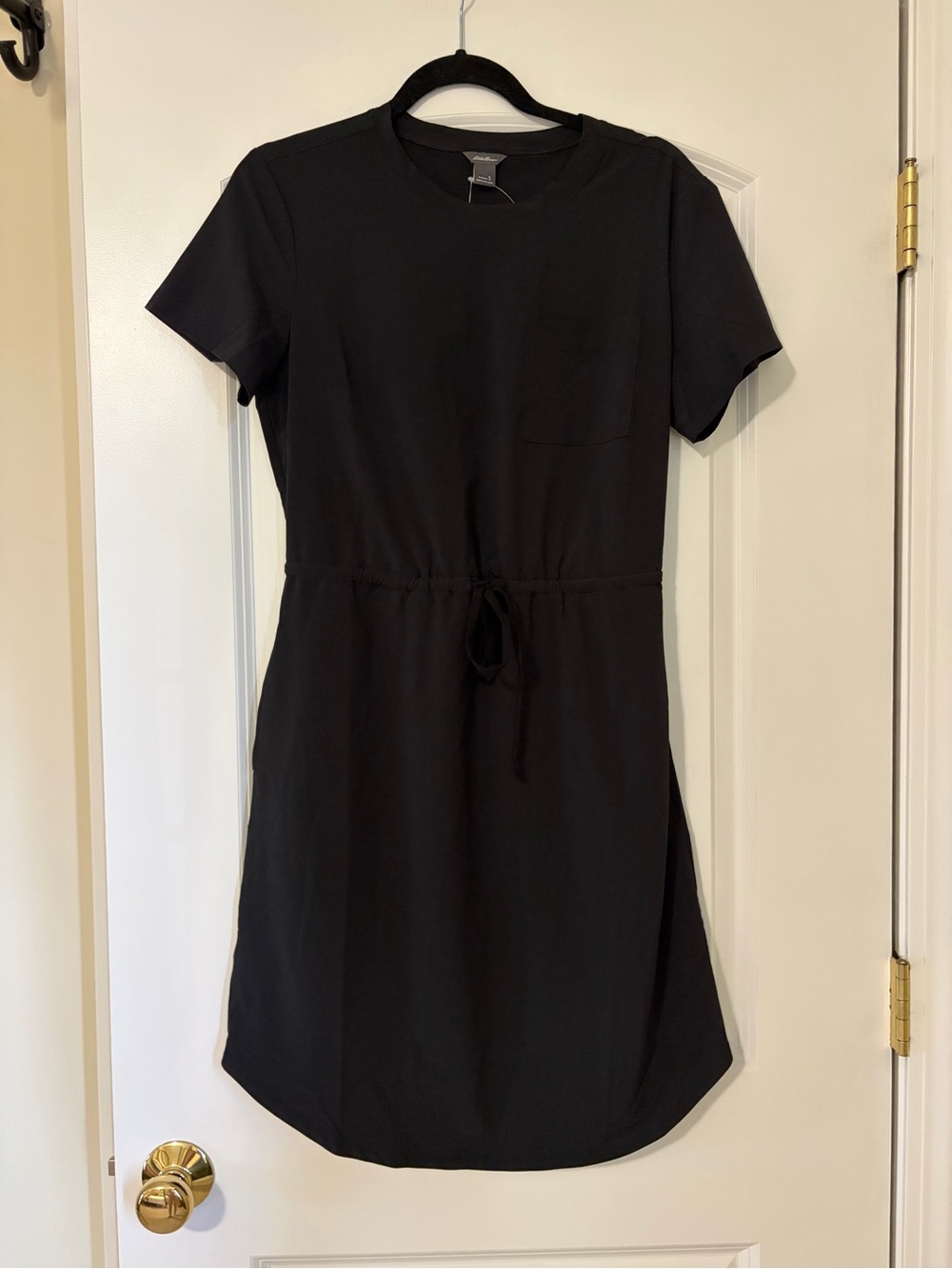 NWT Eddie Bauer UPF Protection Black Short-Sleeve Drawstring Mini Dress